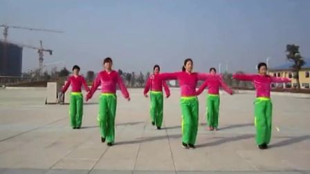 小苹果韩国版动动广场舞《我在红尘中遇见你》