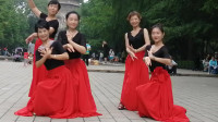 北京玲珑塔广场舞《小小新娘花》优美抒情32步适合初学者